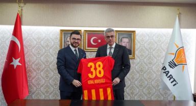 Sağlık Bakanı Memişoğlu:“Cumhurbaşkanımızla Oynayacağımız Maçta Kayserispor Formasını Giyeceğim”