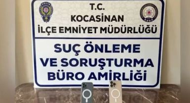 Seyir halindeki aracın önünü kesip cep telefonu çalan 9 şüpheli gözaltına alındı
