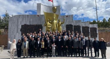 Alparslan Türkeş, Kayseri’de 30 Ayrı Camide Dualarla Anıldı