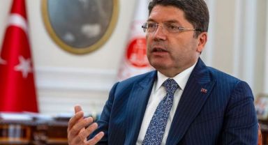Bakan Tunç 'cezaevinde işkence' iddialarını yalanladı