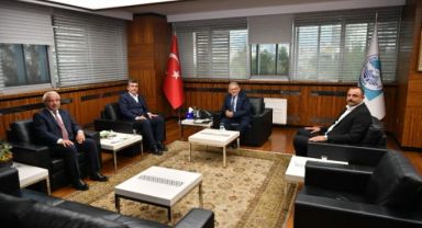 Başkan Büyükkılıç, kente katkı sağlayan misafirlerini makamında ağırladı