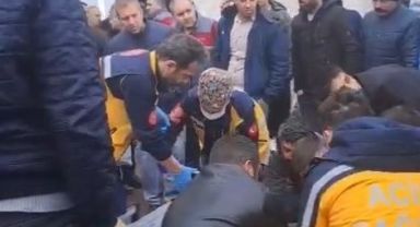 Kayseri'de bıçaklı kavga: 1'i ağır 2 yaralı