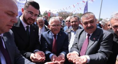 Başkan Büyükkılıç’tan Dünya Çiftçiler Günü’nde 1 milyar TL’lik güçlü mesaj