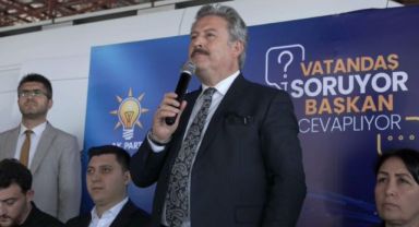 Başkan Palancıoğlu makamını Yıldırım Beyazıt Mahallesi’ne taşıdı