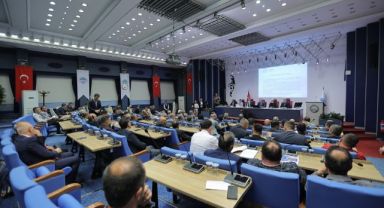 Büyükşehir Meclisi'nde 82 madde karara bağlandı