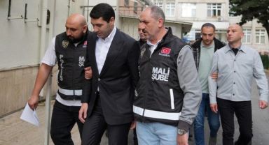 CHP'li belediyelere yolsuzluk operasyonu sonrası CHP olağanüstü toplantı kararı aldı