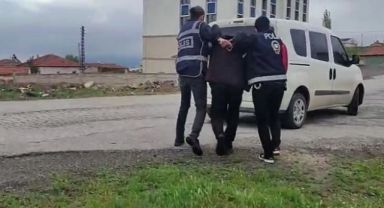 'Cinsel istismar' suçundan aranan 2 kişi yakalandı
