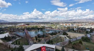 Hayvanat bahçesini 19 Mayıs'ta 12 bin kişi ziyaret etti