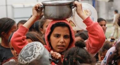 İsrail'in yardım girişini engellediği Gazze'de binlerce çocuk açlıktan ölebilir