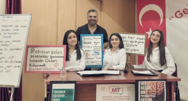 Münazara yarışmasında Tomarza Şehit Nazmi Kapucu Lisesi finale yükseldi