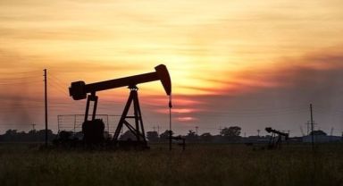 Trump, İran'dan petrol alan ülkelere yaptırım uygulanacağını açıkladı