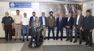 Yahyalı Belediyesi’nden Engelli Vatandaşa Akülü Araç Desteği