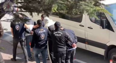 Zararlı yazılım kullanarak 156 kişiyi 3.5 milyon dolandıran 11 kişi yakalandı