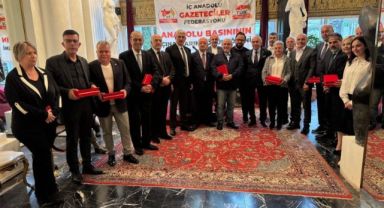 ANADOLU BASININ ÇINARLARI ‘ ONUR ÖDÜLLERİ SAHİPLERİNİ BULDU