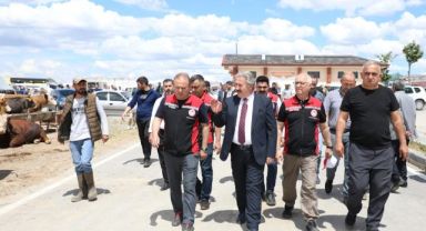 Melikgazi'de Kurban Pazar Yerleri hazır