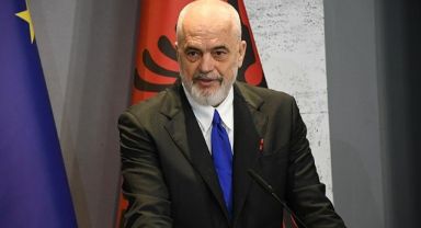 Arnavutluk Başbakanı Rama’dan Yapay Zeka Çıkışı: “Bir Gün Bakanlığı Yapay Zeka Yönetebilir”