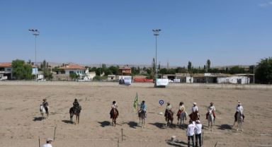 Atlı okçuluğun kalbi Kayseri'de attı
