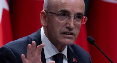 Bakan Şimşek Açıkladı: Bazı Meslek Gruplarının Beyan Edilen Aylık Gelirleri Şaşırttı!