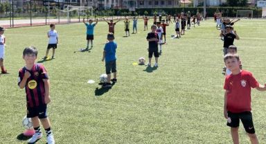 Develi’de Yaz Spor Okulları’na yoğun katılım