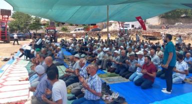 Develi'nin Çomaklı köyünde yağmur duası yapıldı