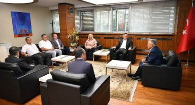 EĞİTİME GÜÇ VEREN BAŞKAN BÜYÜKKILIÇ’A EĞİTİM CAMİASINDAN TEŞEKKÜR