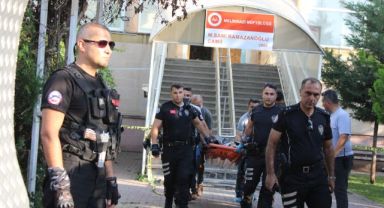 Husumetlisini namaz kılarken boğazını keserek öldürdü