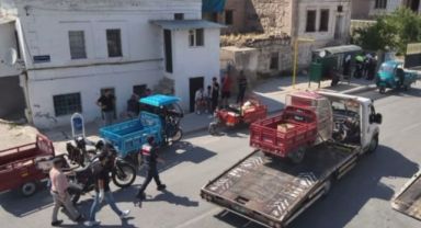 Jandarmadan motosikletlere şok uygulama