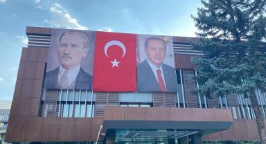 Kayseri Büyükşehir Belediyesi, şehri Türk Bayrakları ile donattı