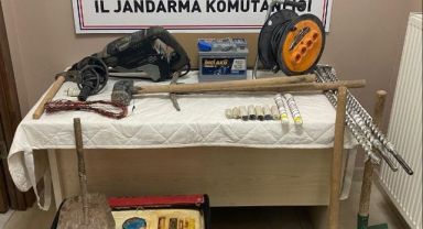 Kayseri’de izinsiz kazı yapan 4 kişi yakalandı