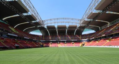 Kayserispor'un iç saha maçlarını oynadığı stadyum yeni sezona hazır