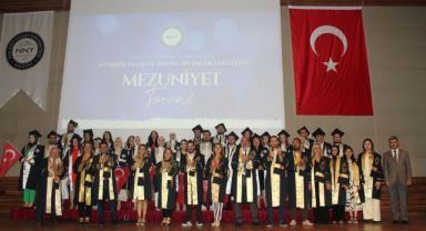 Nnyü İktisadi İdari Ve Sosyal Bilimler Fakültesi’nde Mezuniyet