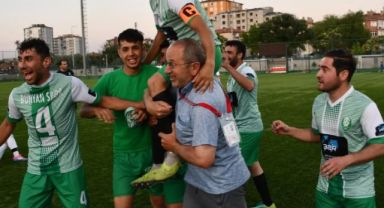 Şampiyon oldu, futbolu bıraktı
