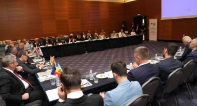 Talas'ın belediyecilik vizyonu TDBB Toplantısı'nda gündem oldu