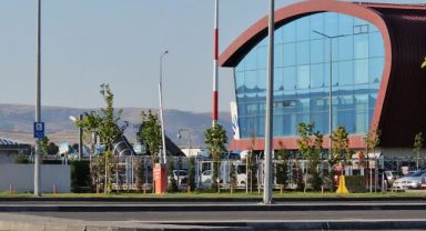 Yolcu uçağında uyuşturucu operasyonu: 1 gözaltı