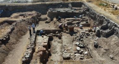 4 bin yıllık Kültepe'de yeni evler bulundu