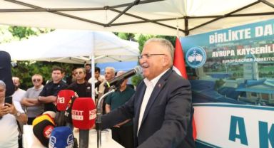 Başkan Büyükkılıç, Avrupa’daki Kayserililerle Gönül Köprüsü Olacak Merkezi Açtı
