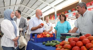 Başkan Çolakbayraktar: “%100 Ekolojik Pazarımızla Da Türkiye’de İlkleri Başarmaya Devam Ediyoruz”