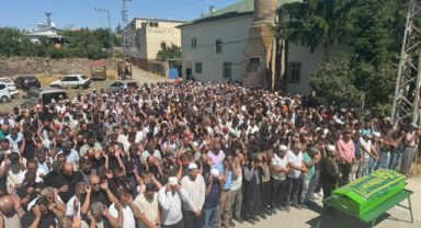 Çalıştığı inşaatta asansör boşluğuna düşen üniversiteli Celal toprağa verildi