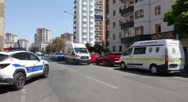 Evinde tabancayla vurulmuş halde bulundu