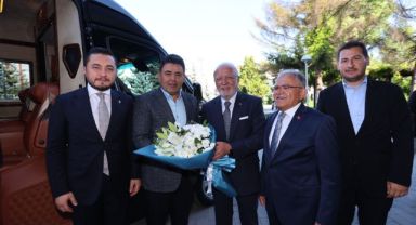 Genel Başkan Vekili Elitaş ve Bakan Yardımcısı Boyraz’dan Başkan Büyükkılıç’a ziyaret