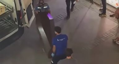 Günlerdir aranıyordu, apartman boşluğunda çürümeye başlamış cesedi bulundu