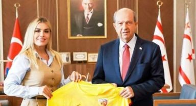 KKTC Cumhurbaşkanı Tatar’a Kayserispor forması