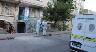 Komşular kokudan rahatsız oldu, acı olay ortaya çıktı