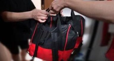 Küçükçekmece Belediyesi, ‘Yenidoğan Bebek Seti’ ile Ailelerin Yüzünü Güldürüyor Küçükçekmece Belediyesi'nden Yenidoğan Bebelere Hoşgeldin Hediyesi