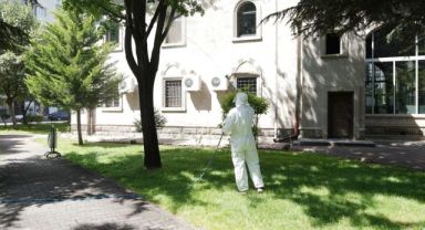 Melikgazi'nin Rahat Bir Yaz Geçirmesi İçin İlaçlama Çalışması Devam Ediyor