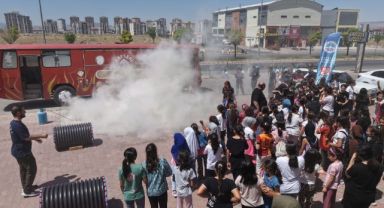 Öğrencilere afet güvenlik eğitimi verildi