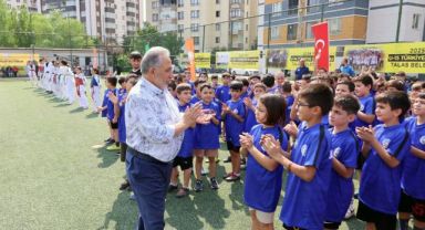 Talas’ta yaz spor okulu görkemli bir finalle tamamlandı