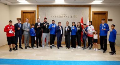 Vali Çiçek, Balkan Şampiyonu ERVA sporcularını kabul etti