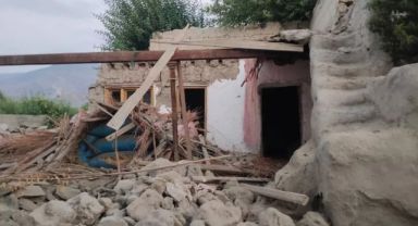 Afganistan 6.0 Büyüklüğünde Depremle Sarsıldı: Can Kaybı 800’ü Aştı