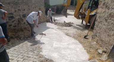 Bünyan Belediyesi’nden ilçede yol ve parke çalışmaları